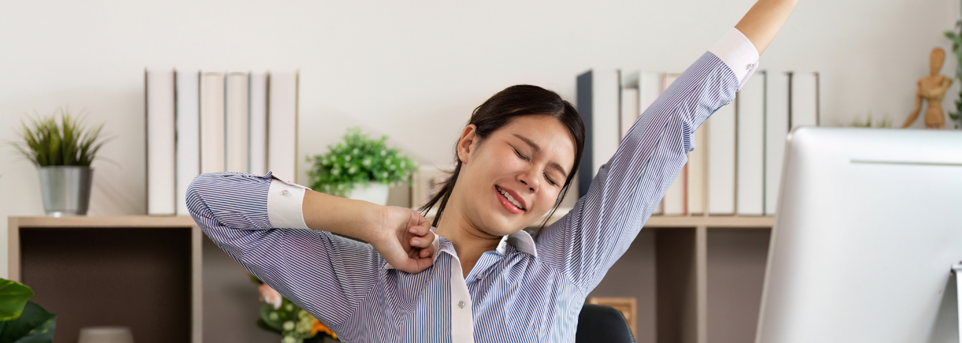 Employee calmly managing emotions at work with support from Ulliance EAP program Employee calmly managing emotions at work with support from Ulliance EAP program